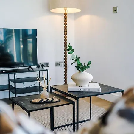 Apartamento Centre - 2 Bed Penthouse With Balcony